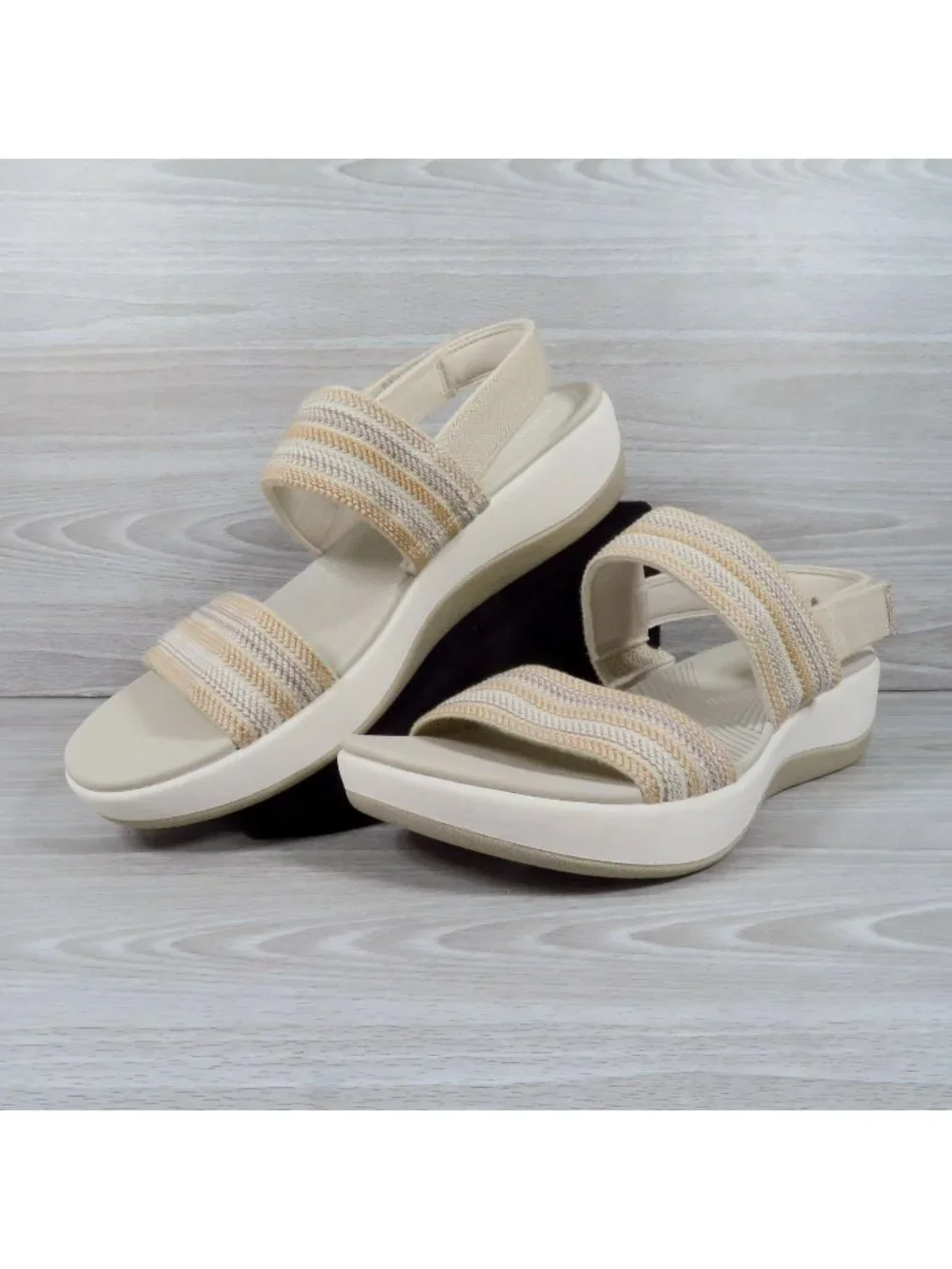 Clarks Arla Stroll Shoes Womens Size 9.5 Beige Combi Strappy Slingback Sandal